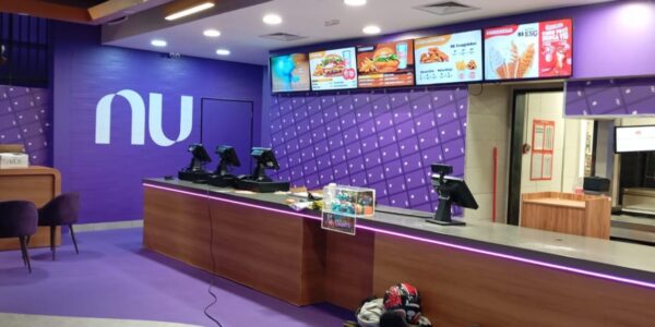 Burger King e Nubank Inauguram a Primeira 'Não Agência' do Brasil na Avenida Paulista com Ofertas Exclusivas