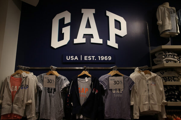 Gap Inc. Surpreende com Lucro Acima do Esperado e Ações Disparam 17%