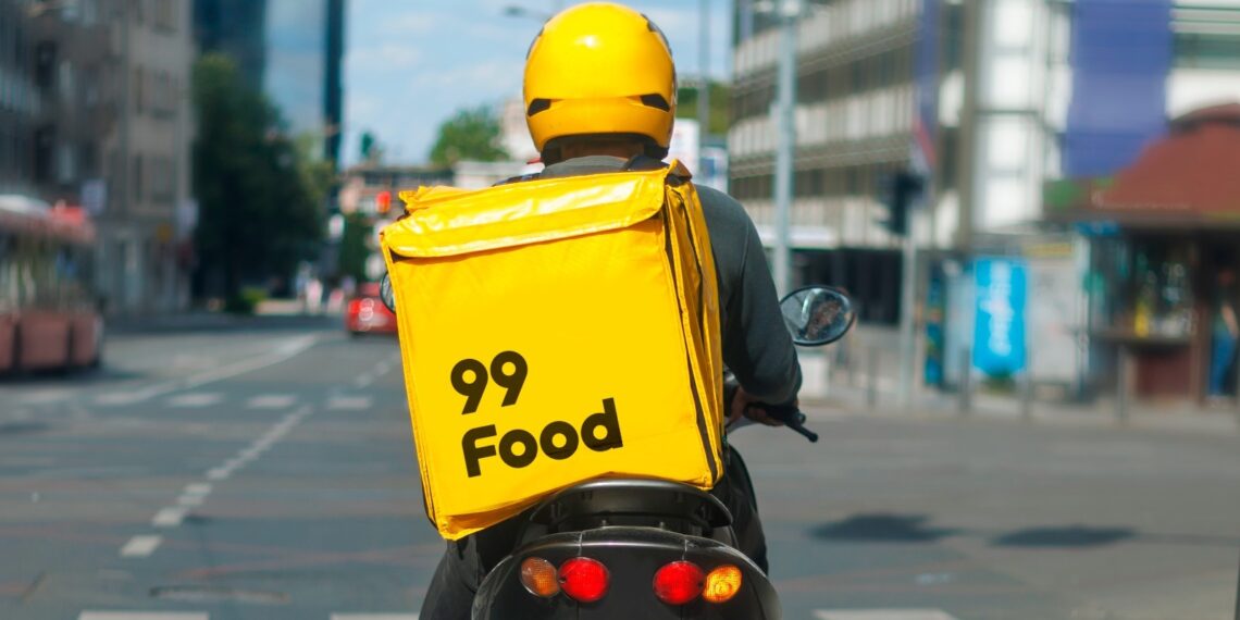 99Food abre cadastro para entregadores com ganhos de até R$ 250 por dia