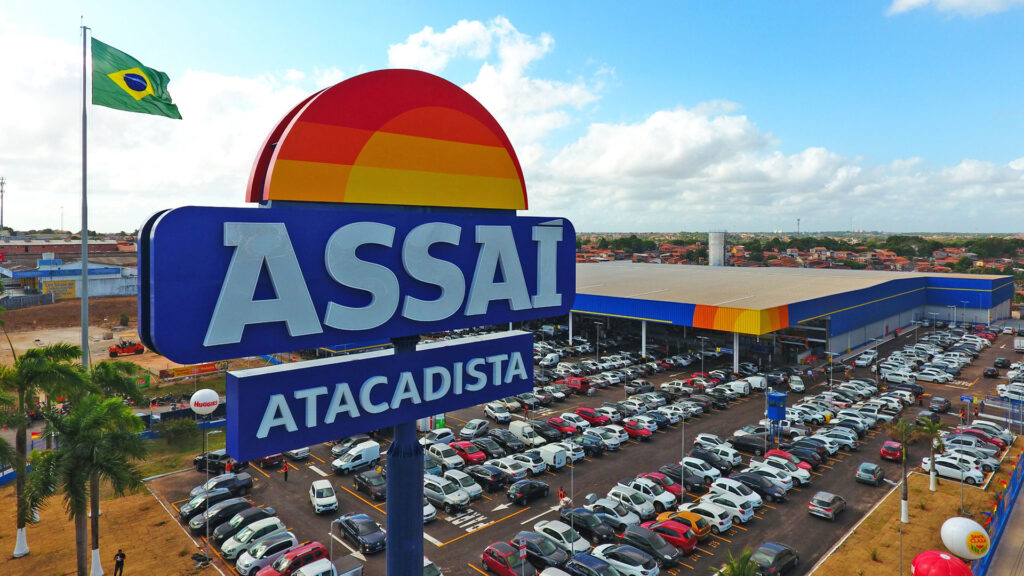 Assaí freia expansão e vê clientes trocando marcas por opções mais baratas