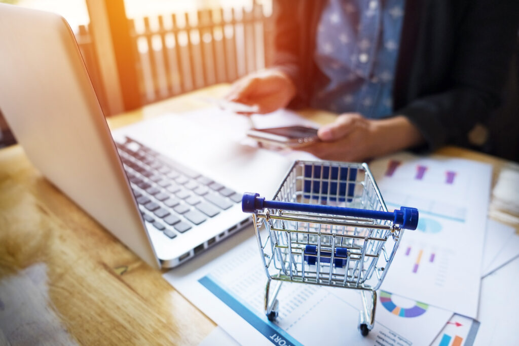 Desempenho do Varejo Brasileiro em Abril de 2025: Setores em Queda e Perspectivas de Consumo