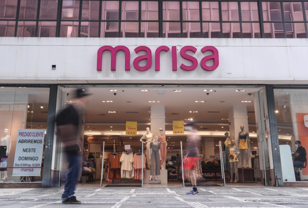 Marisa dá a volta por cima e fecha o 1º trimestre de 2025 no azul