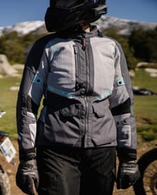SPORTECH lança Coleção Adventure 2025 da Leatt com linha inédita para mulheres