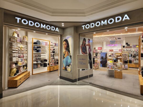 TODOMODA estreia na ABF Expo e projeta 15 novas franquias no Brasil até 2025