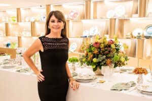 Tânia Bulhões além da xícara: como a rainha das mesas aposta na perfumaria para crescer