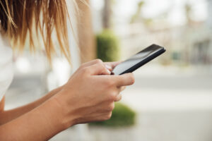 Como o Celular Dominou os Pagamentos no Brasil