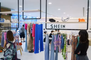 “Taxa das Blusinhas” sacode o closet brasileiro — Shein perde espaço para Renner, Riachuelo e C&A