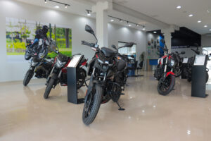 Bajaj abre nova concessionária em Osasco