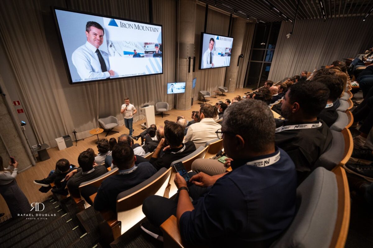 Retail Talks no C6 Bank convidou Paulo Camargo para uma noite de insights sobre liderança e gestão