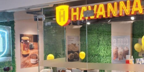 Havanna chega acelerando: loja compacta em universidade paulista