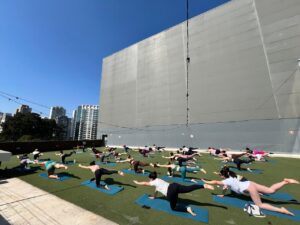 Gazit Brasil realiza campanha Outubro Rosa com ações solidárias e esportivas em seus shoppings