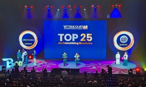 BCONNECTED 2025 celebra as TOP25 do Franchising Brasileiro