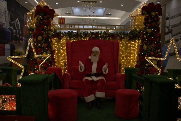 Natal no Reino Iluminado: Shopping Interlagos inaugura um dos cenários natalinos mais encantadores de São Paulo