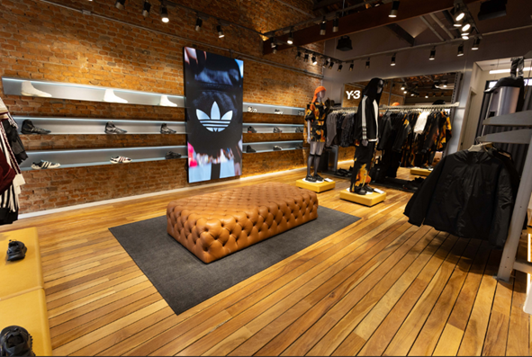 Adidas inaugura sua primeira Flagship Originals no Brasil