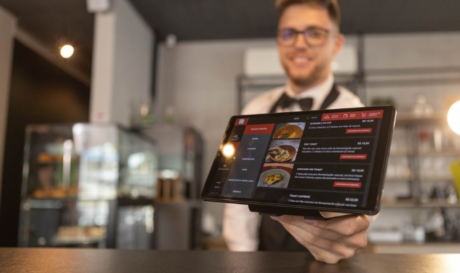 Como bares podem lucrar mais no Natal com cardápios digitais