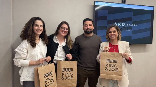 AKR Brands projeta crescimento recorde neste Natal: alta de 41% nos pedidos e 19% no tíquete médio