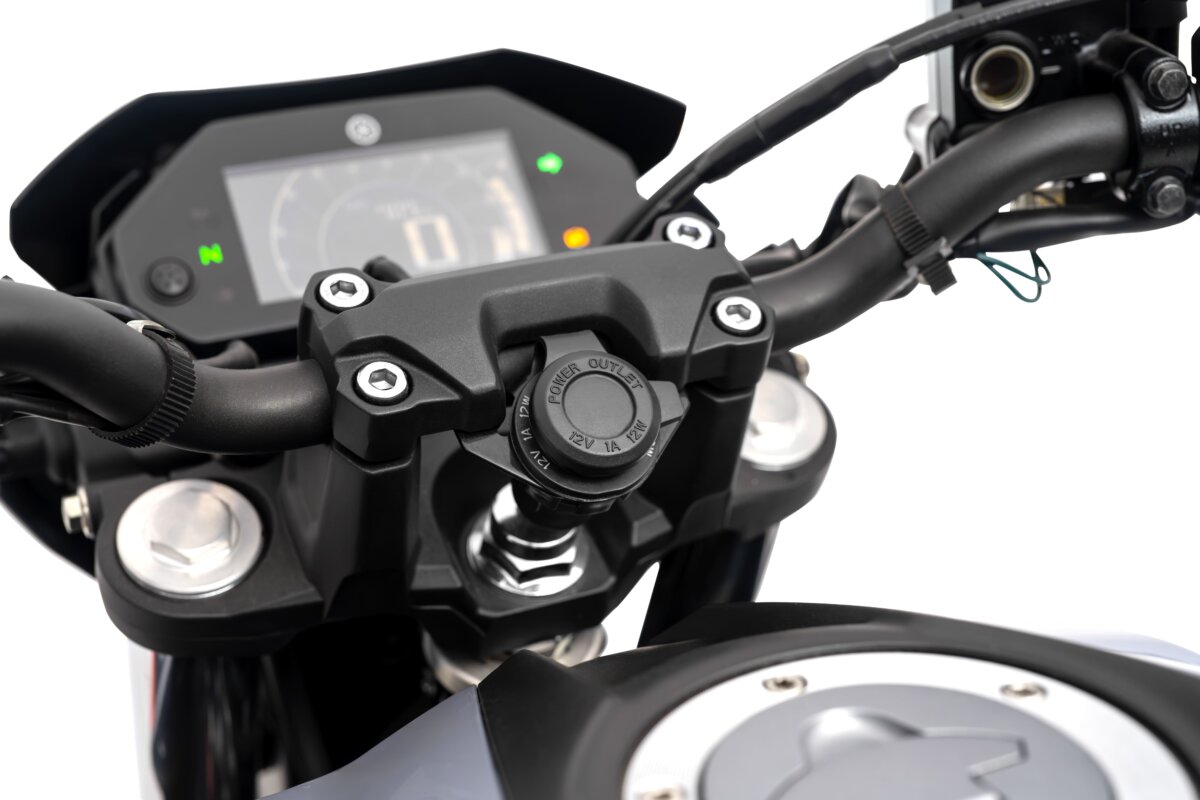 Yamaha Fazer FZ25 Connected 2026: tecnologia, design e performance em uma só moto 1 Acelera Varejo