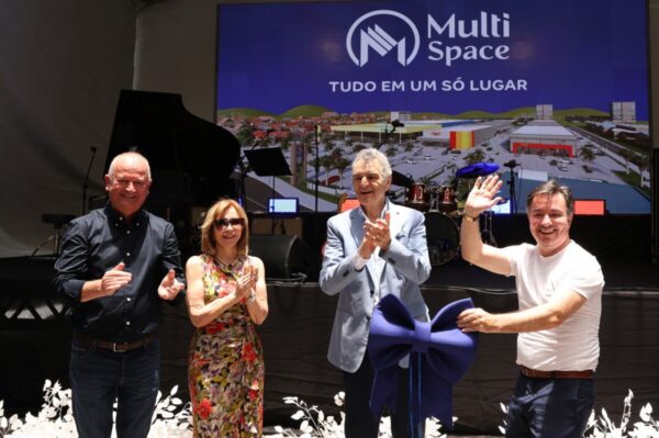Multi Space Araquari inaugura primeiro shopping da cidade com espetáculo de Natal e público de 5 mil pessoas