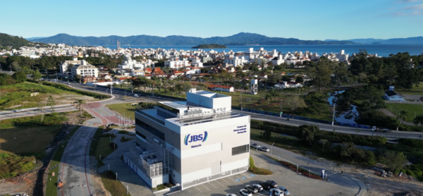 JBS inaugura centro de biotecnologia e avança na corrida pelas “superproteínas”